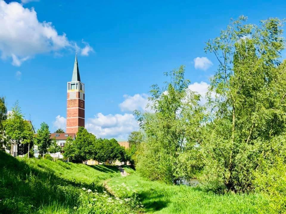 Wunderschoenes Apartment Im Zentrum Goldstadt Пфорцхайм Екстериор снимка